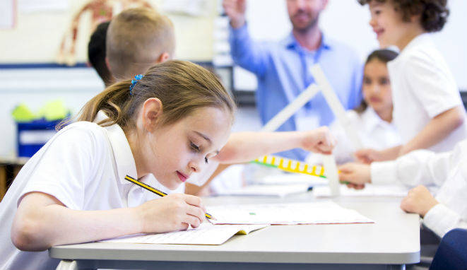 Cómo trabajar con niños superdotados en el aula Consejos