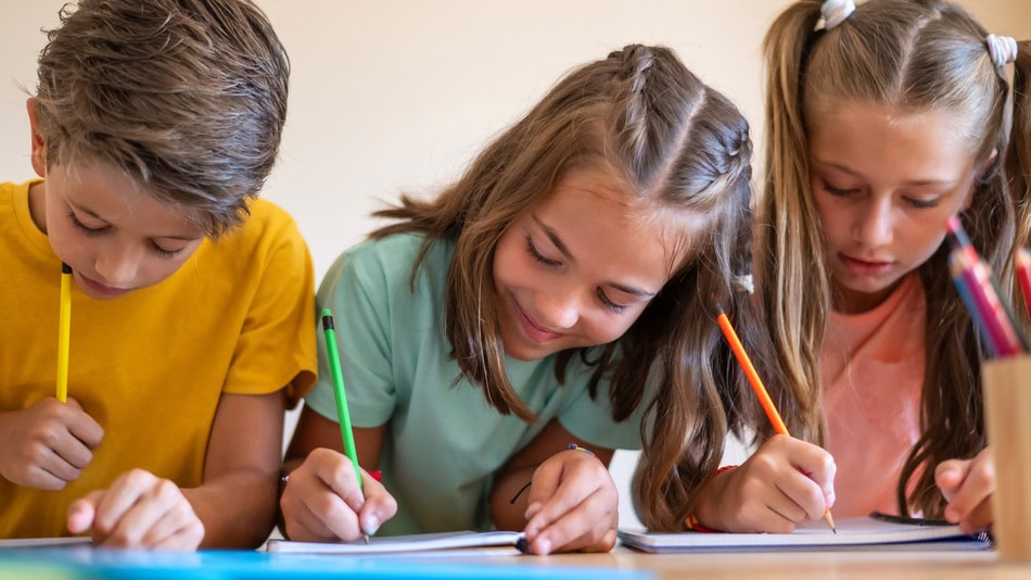 Niños de Primaria en clase