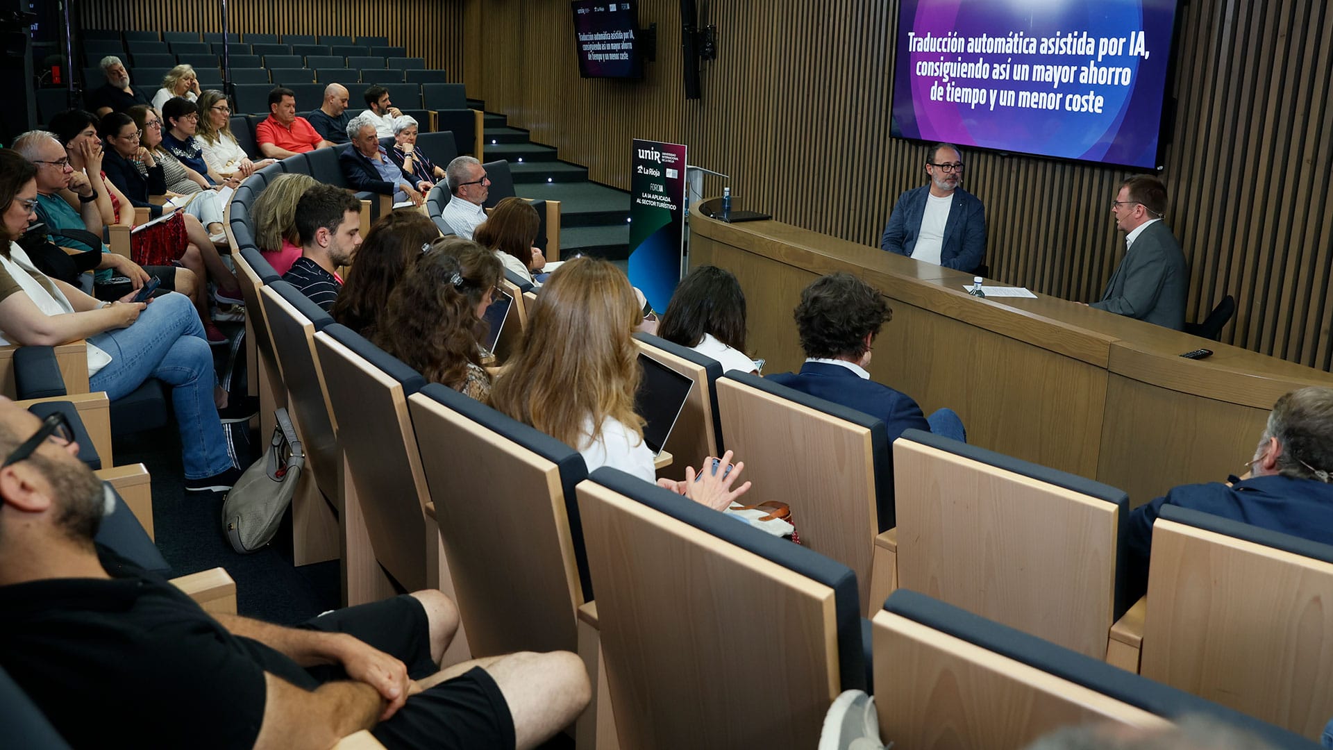 Jornada "La IA aplicada al sector turístico" celebrada en UNIR.