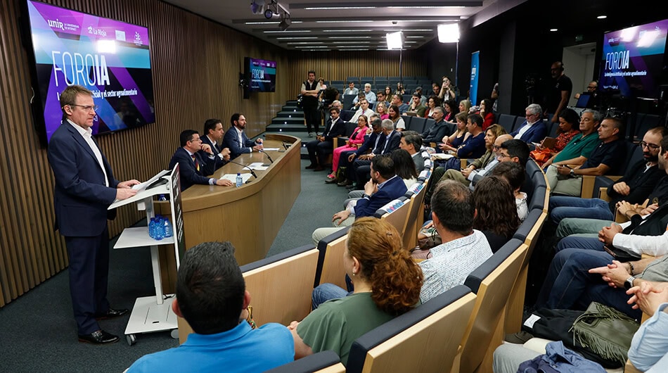 Inauguración de la primera jornada de FOROIA.