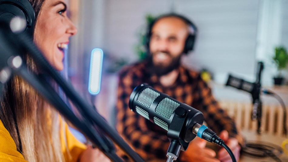 Los hay de diversas temáticas, pero los pódcast de marketing digital son de los más relevantes