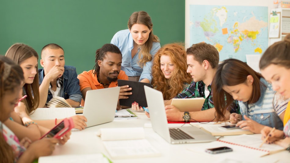 Breakout educativo de alumnos de enseñanza media que cursan la asignatura de historia