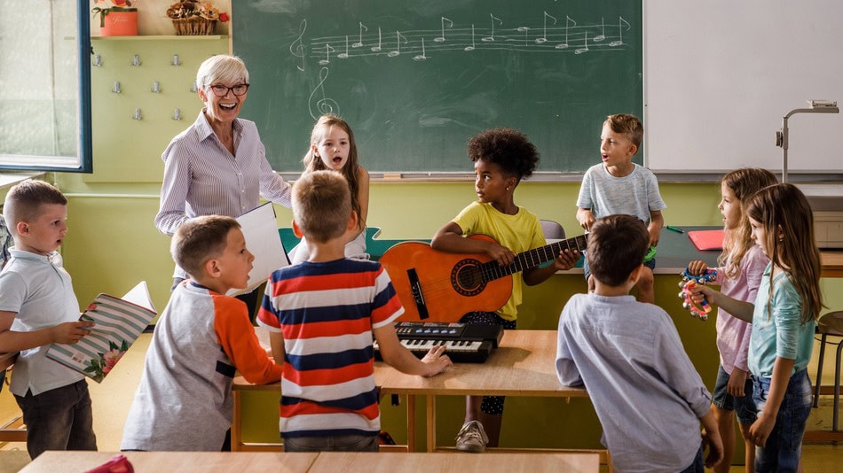 La educación musical sigue siendo fundamental para el desarrollo integral de los niños de 6 a 12 años