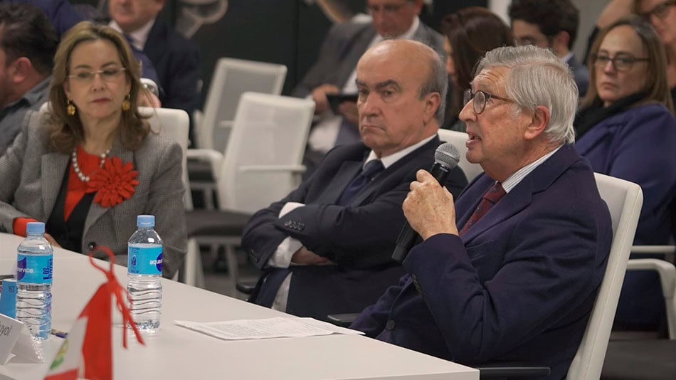 Rafael Puyol participó junto con la secretaria general de la OISS y el secretario general de la OEI.