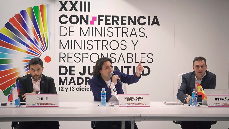 Max Trejo, secretario general del OIJ, moderó la mesa de debate.