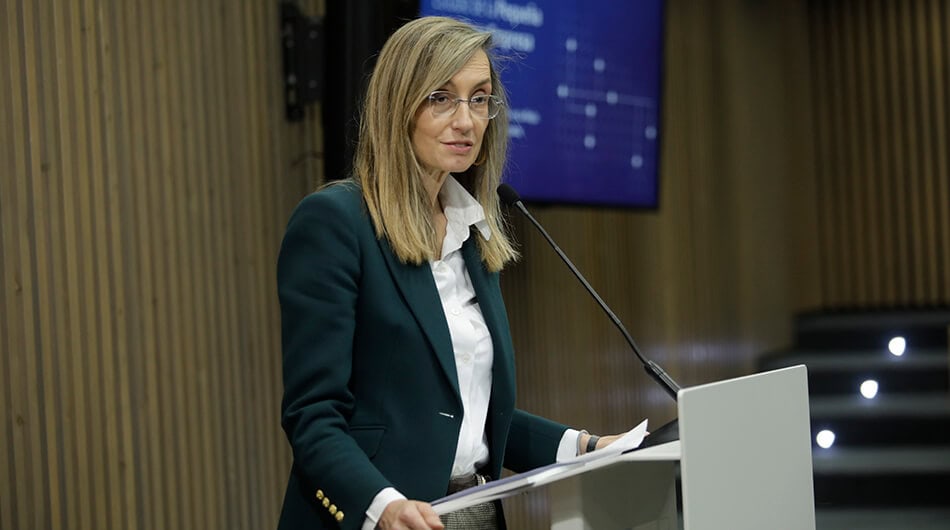 La vicerrectora de Transferencia durante la inauguración de la jornada.