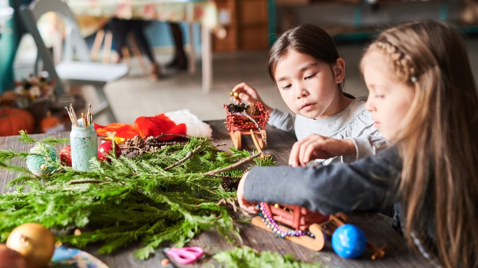 En la escuela, las actividades de Navidad para Primaria representan una buena oportunidad para fomentar la creatividad