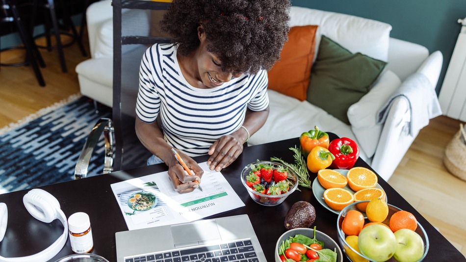 UNIR cuenta con el Grado en Nutrición y Dietética, ofreciendo una opción flexible y de calidad que se adapta a las necesidades de los alumnos.