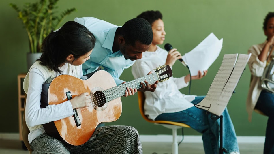 La LOMLOE promueve el empleo de herramientas o plataformas digitales para la confección de piezas musicales básicas